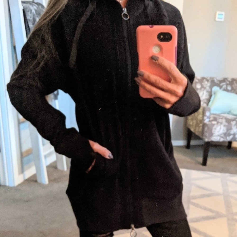 Athleta long black sweatshirt/jacket M - Picture 1 of 13